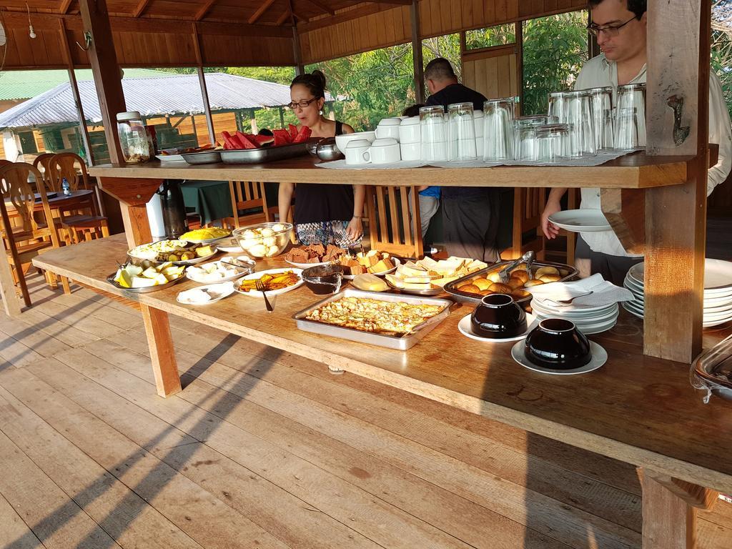 Amazon Arowana Lodge Careiro Экстерьер фото